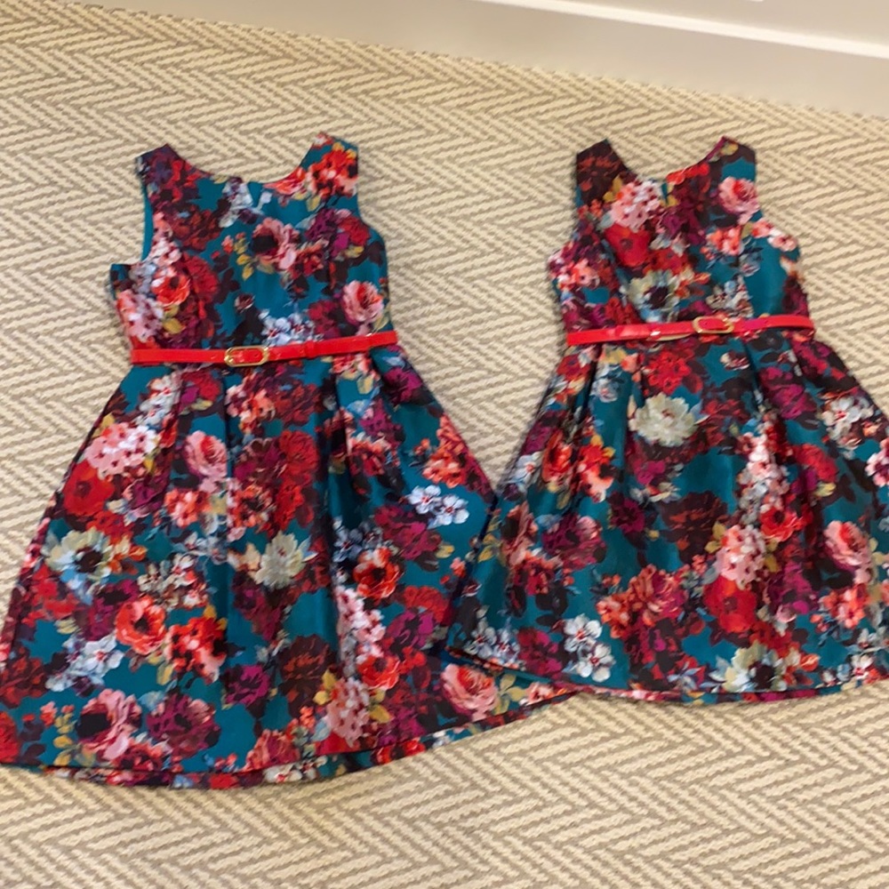 Sisters matching dresses